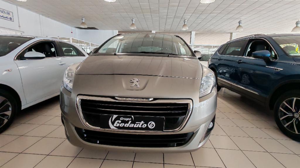 Foto del PEUGEOT 5008 1.2 PureTech S&S Style 7 pl. 130
