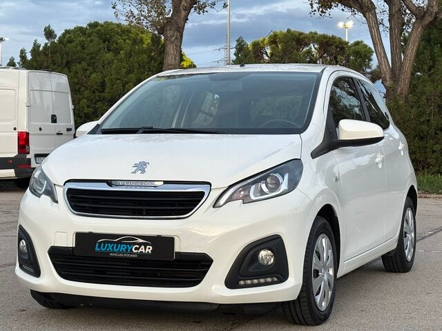 PEUGEOT 108 (VTi Active 53 kW (72 CV)) en Barcelona