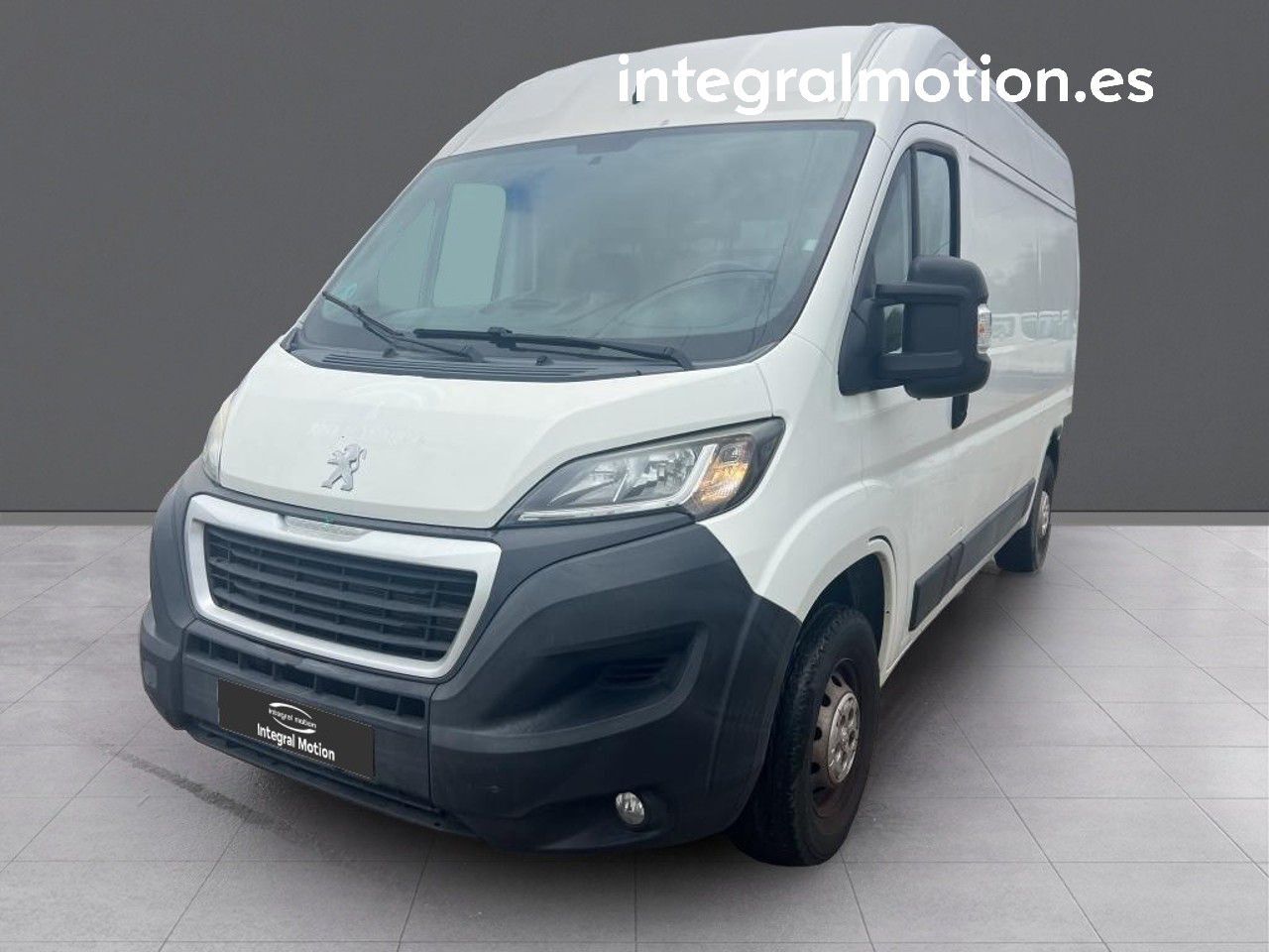 Foto del PEUGEOT Boxer Furgón 2.0BlueHDI 335 L2H2 Pack 130