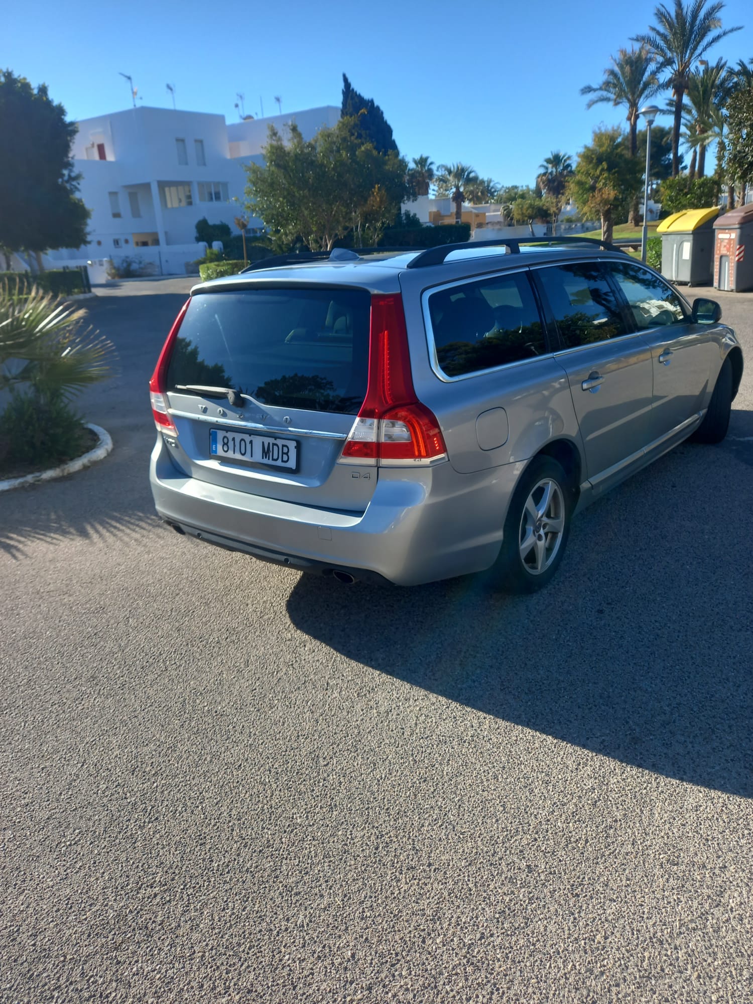 Foto del VOLVO V70 D4 Momentum 181