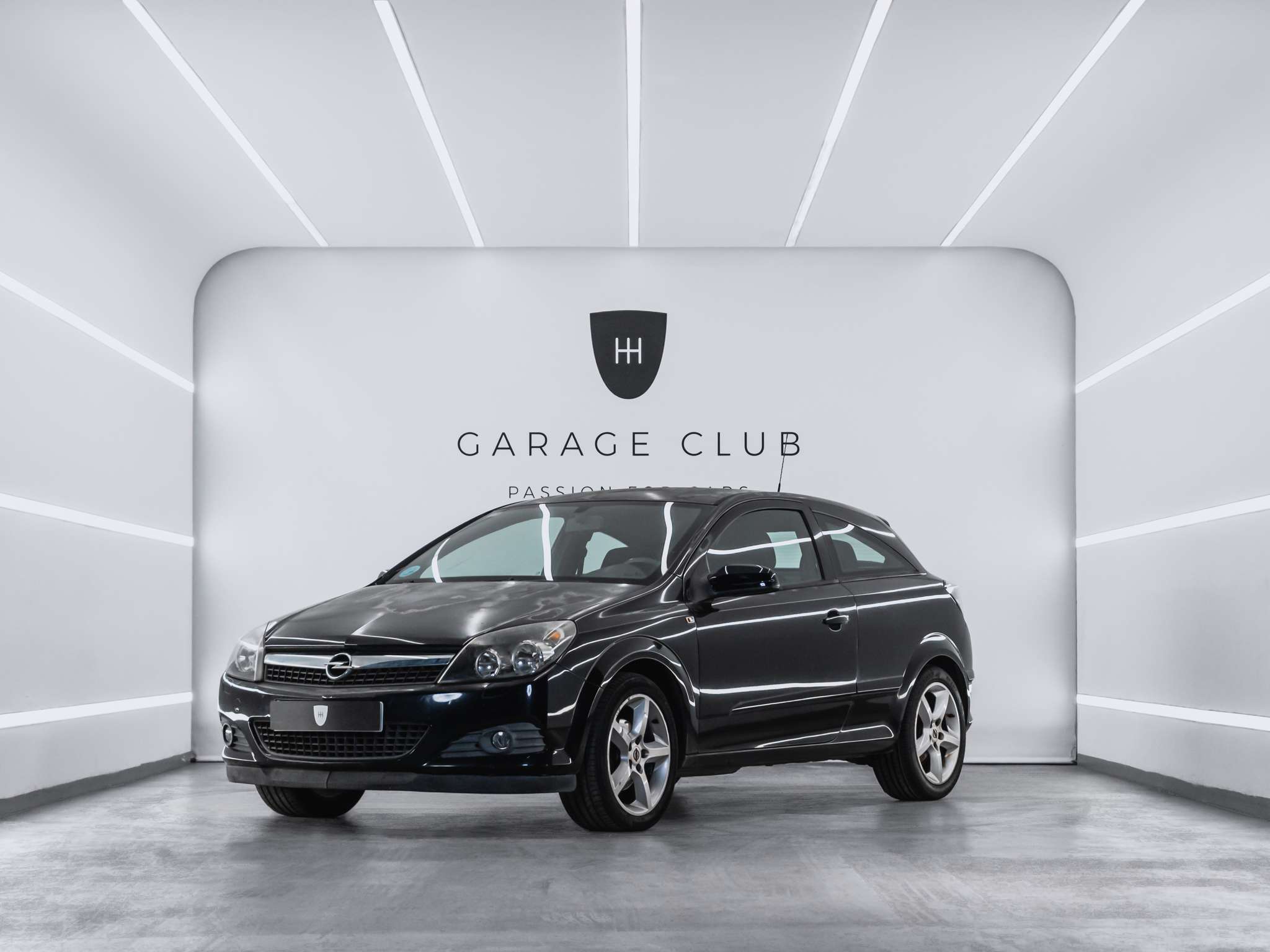 OPEL Astra (Astra GTC 1.8 Sport) en Barcelona