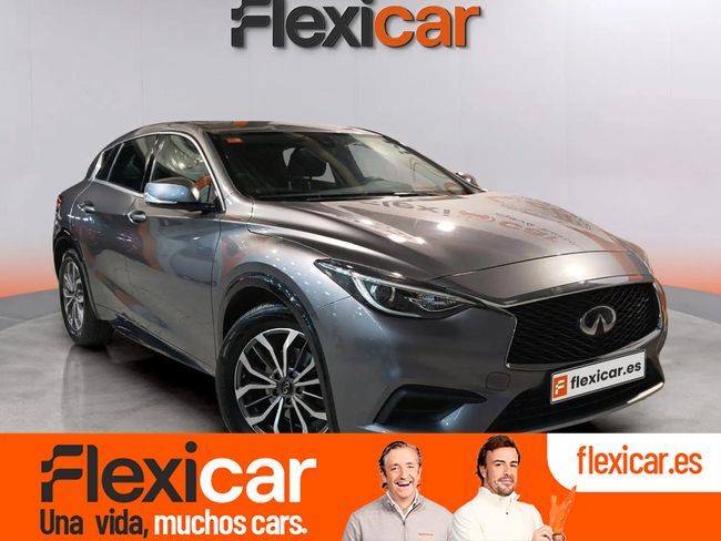 INFINITI Q30 (1.5D PREMIUM TECH) en Barcelona