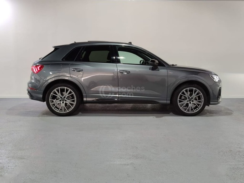 Foto del AUDI Q3 35 TDI Black line S tronic 110kW