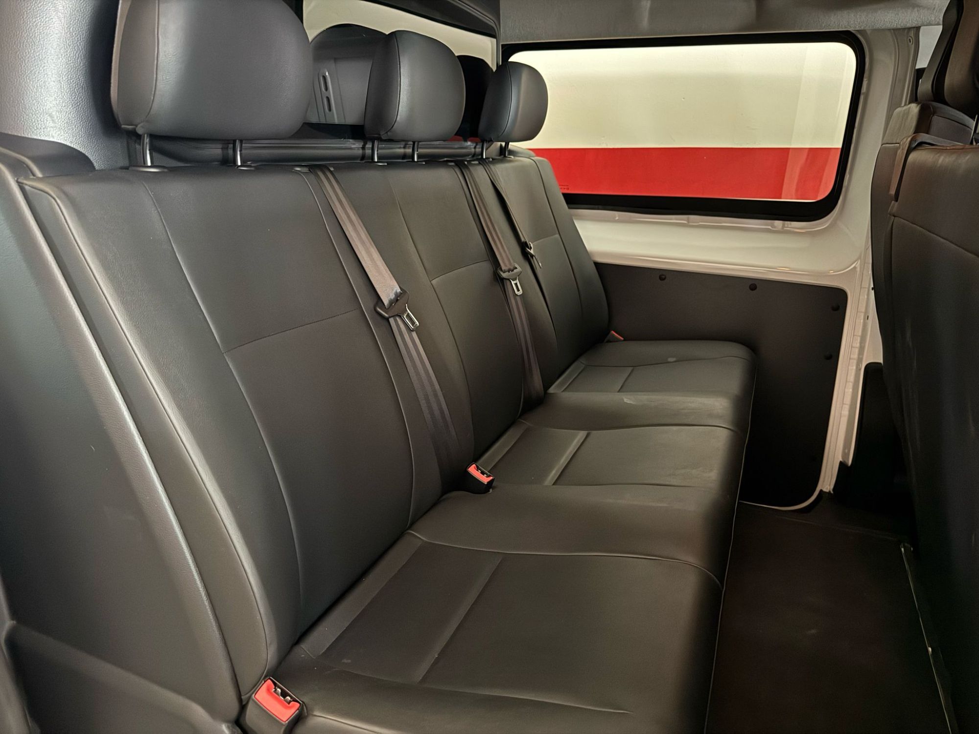 Foto del OPEL Vivaro Combi Combi 1.5D M Carga Standard 120