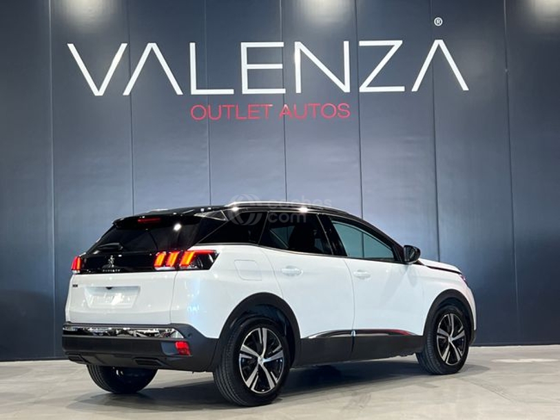 Foto del PEUGEOT 3008 1.2 S&S PureTech Allure 130