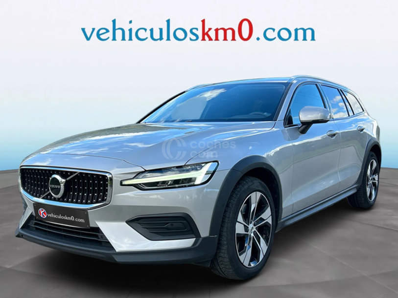 Foto del VOLVO V60 Cross Country B4 Core AWD Aut.
