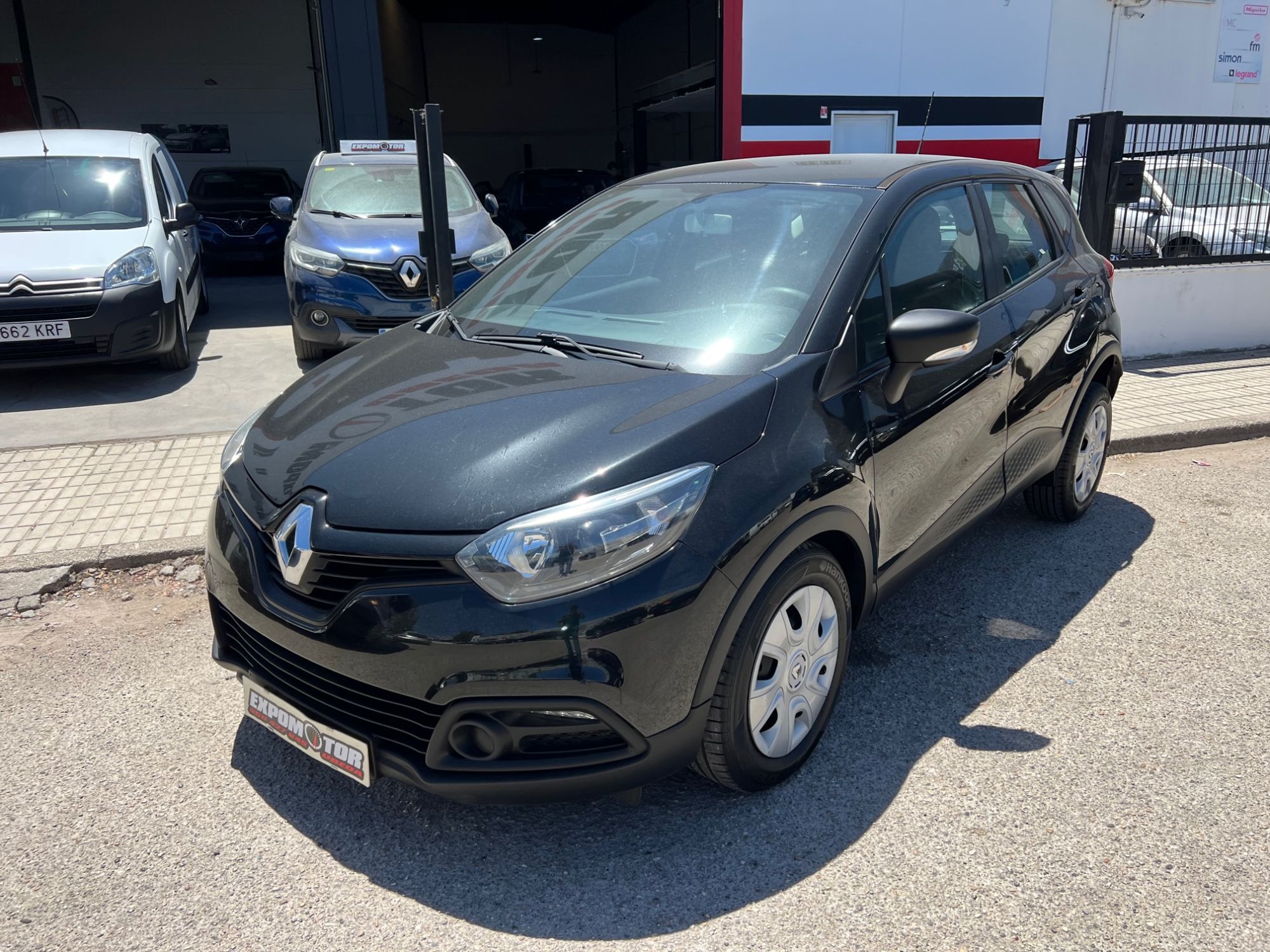 RENAULT Captur (TCe eco2 Energy Life 90) en Jaén