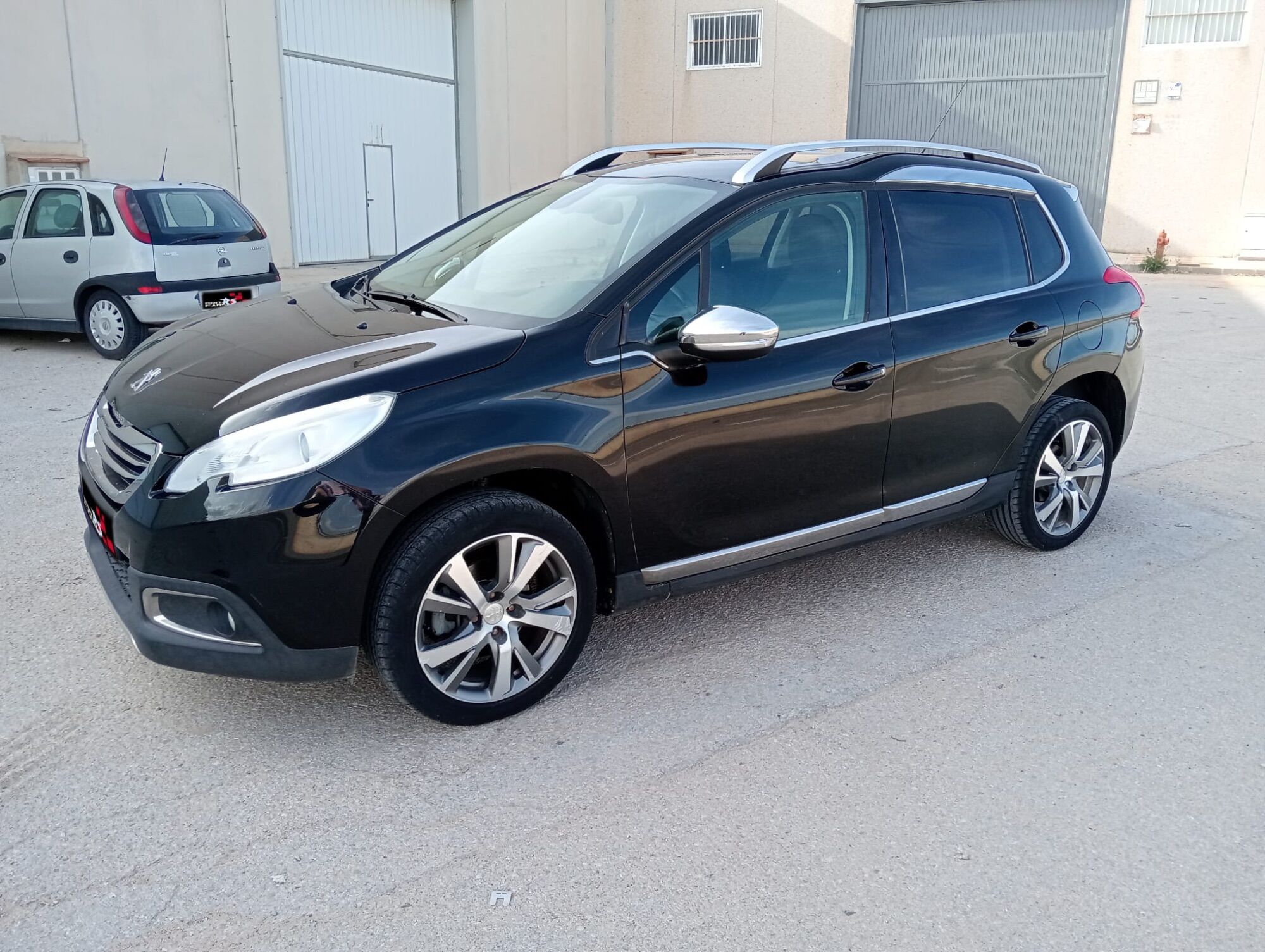 PEUGEOT 2008 (1.6 BlueHDI S&S Allure 120) en Valencia