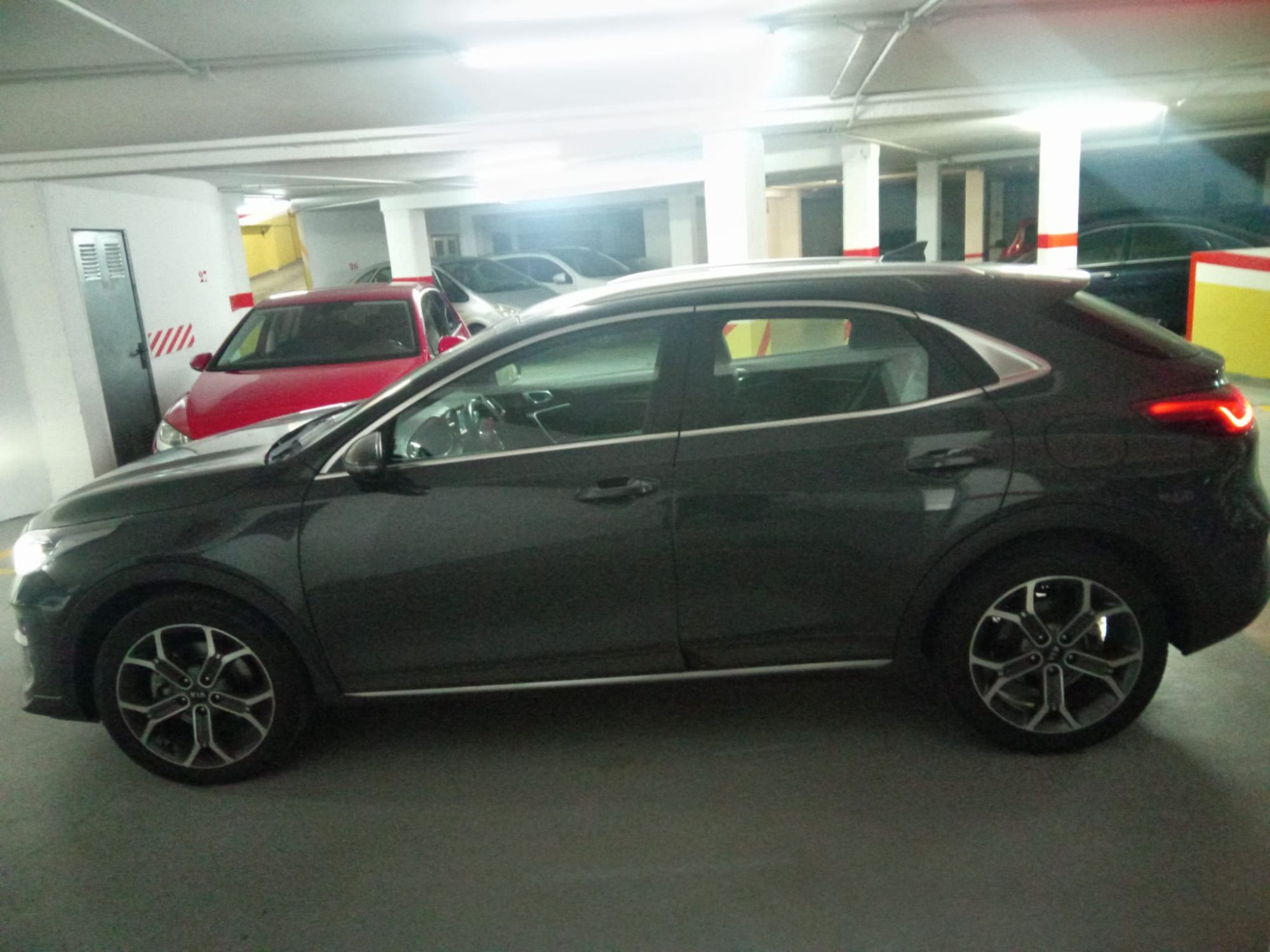 Foto del KIA XCeed 1.6 MHEV iMT Tech 136