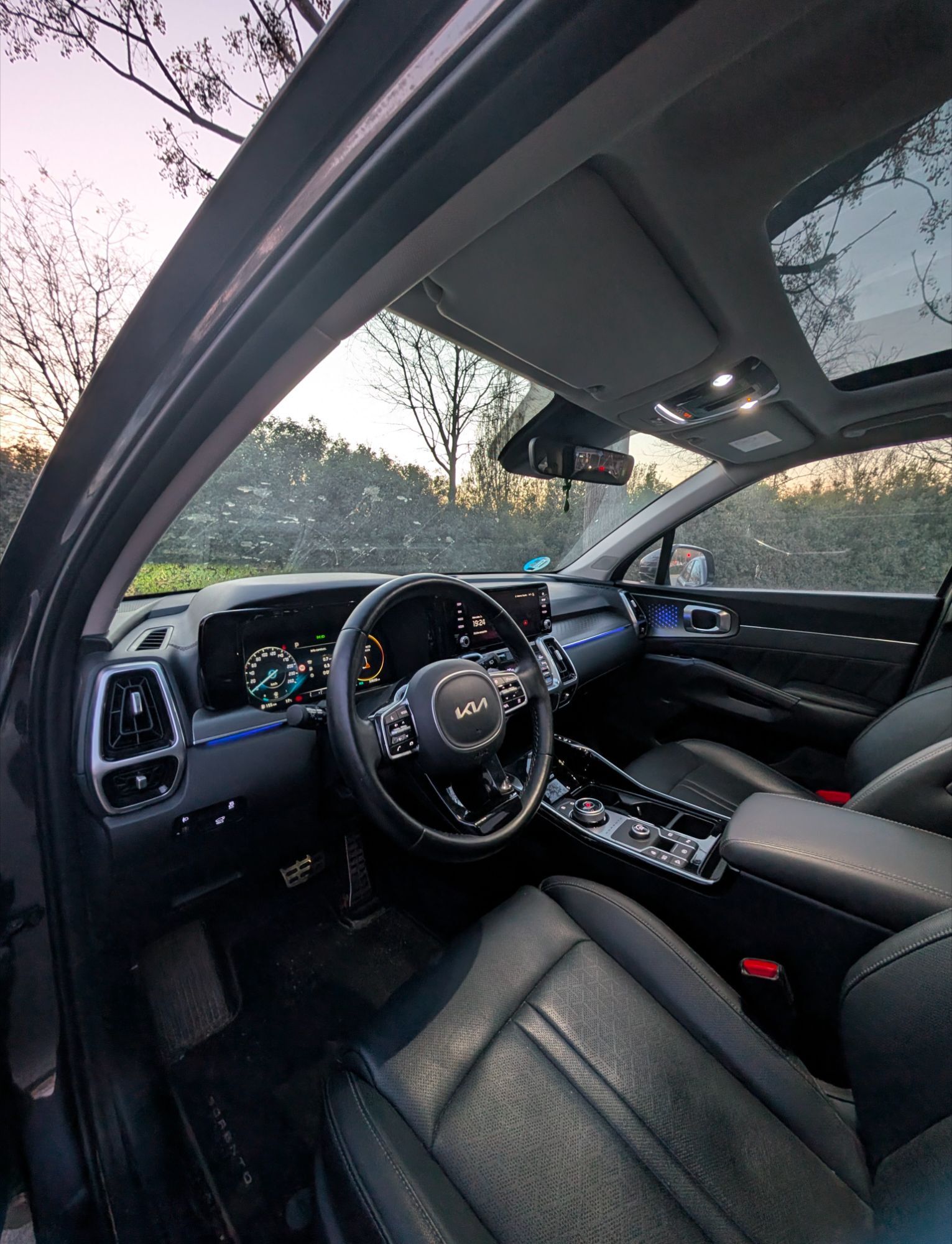 Foto del KIA Sorento 1.6 T-GDi HEV Emotion Pack Premium 4x2