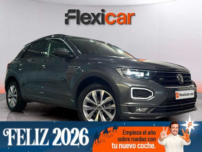 VOLKSWAGEN T-Roc (R-Line 1.0 TSI 81kW (110CV) - 5P (2022)) en Barcelona
