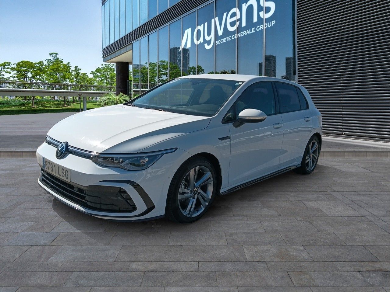 VOLKSWAGEN Golf (R-Line 1.5 eTSI 110 kW (150 CV) DSG) en Madrid