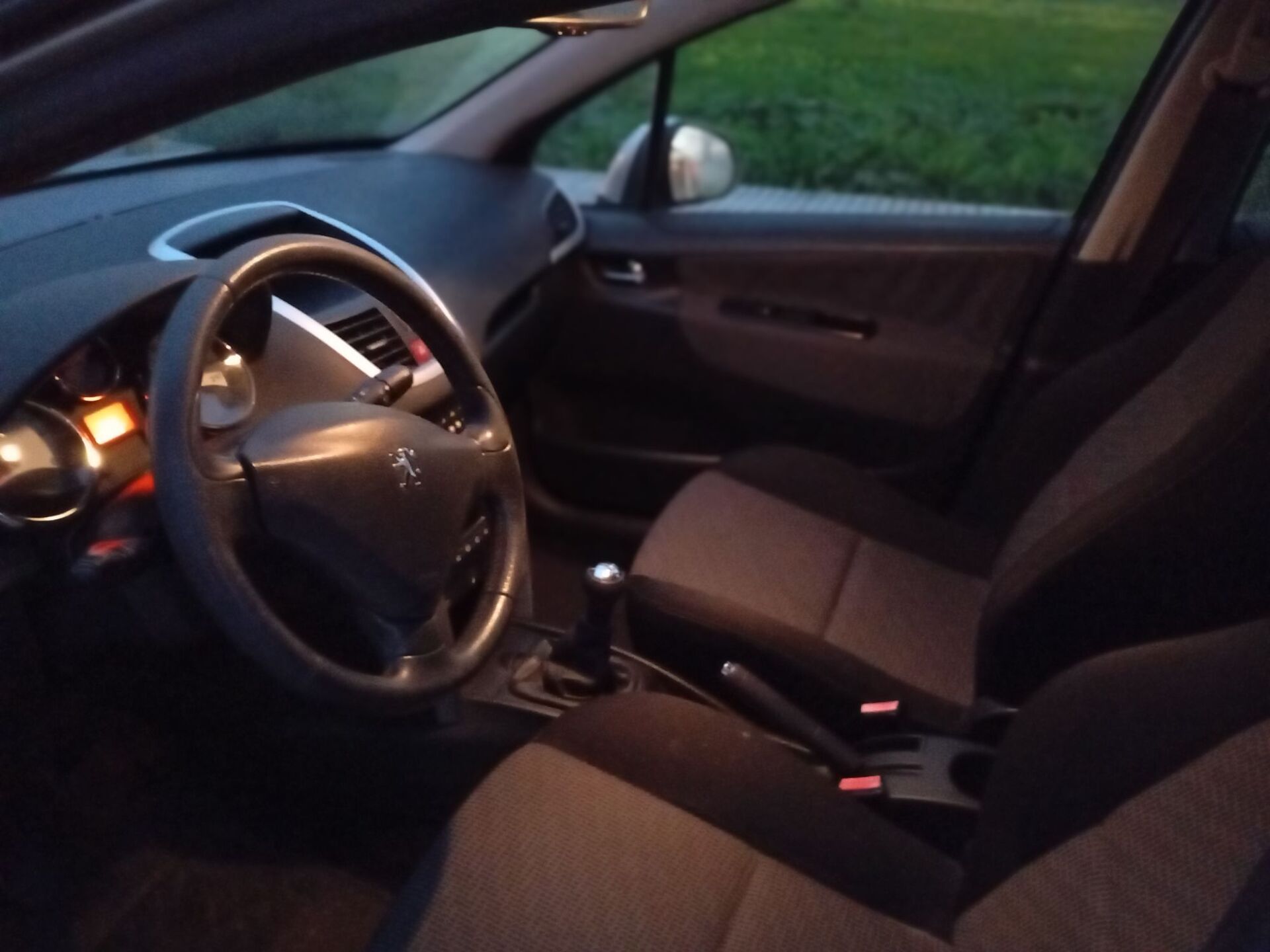 Imagen 2 de PEUGEOT 207