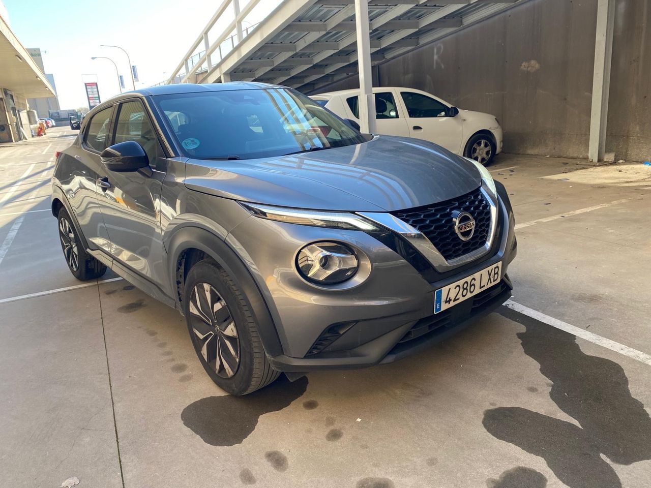 Foto del NISSAN Juke 1.0 DIG-T Acenta 4x2 DCT 7 114