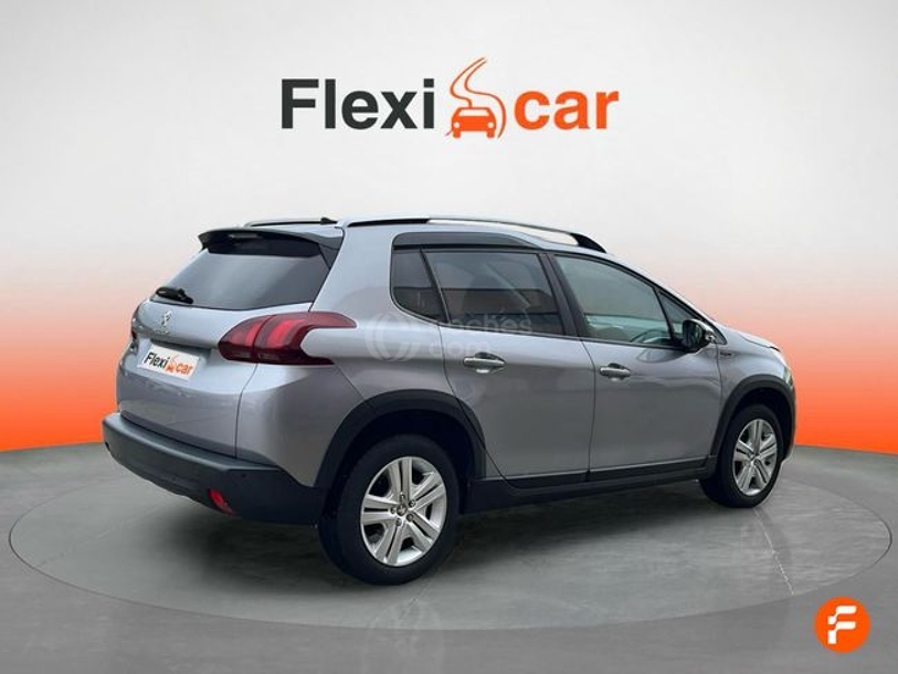 Foto del PEUGEOT 2008 1.2 PureTech S&S Signature 82