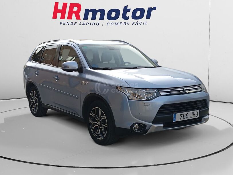 Foto del MITSUBISHI Outlander PHEV Kaiteki