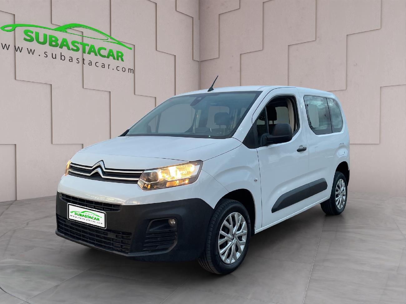 CITROEN Berlingo (Berlingo Talla M BlueHDi 100 S&S LIVE PACK BUSINE) en Mad