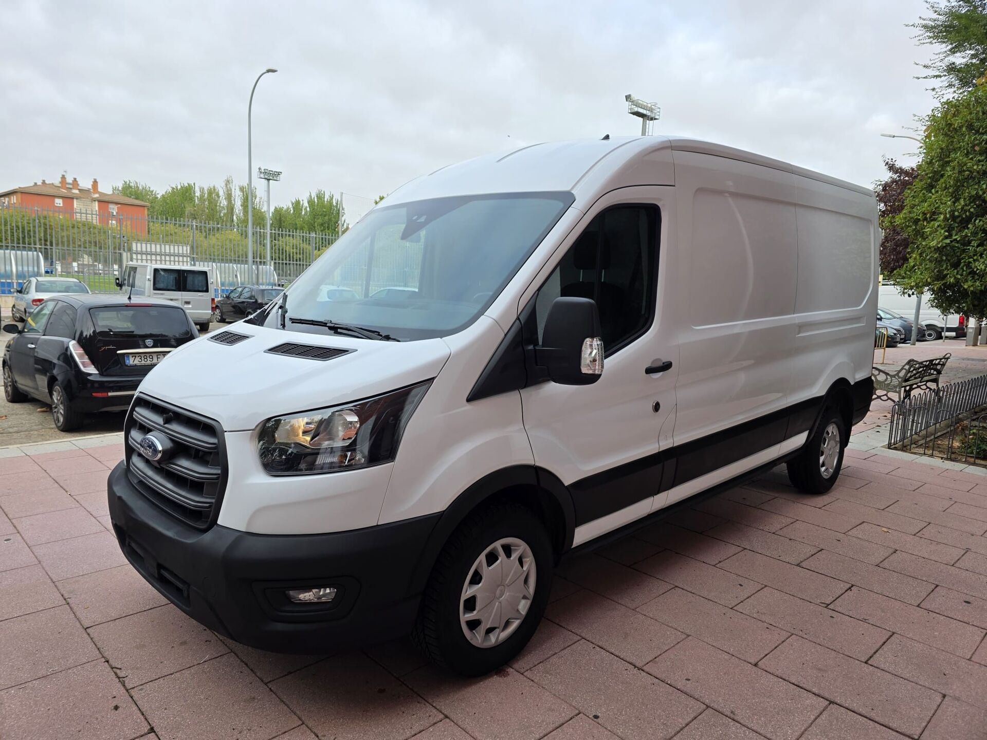 Imagen 3 de FORD Transit