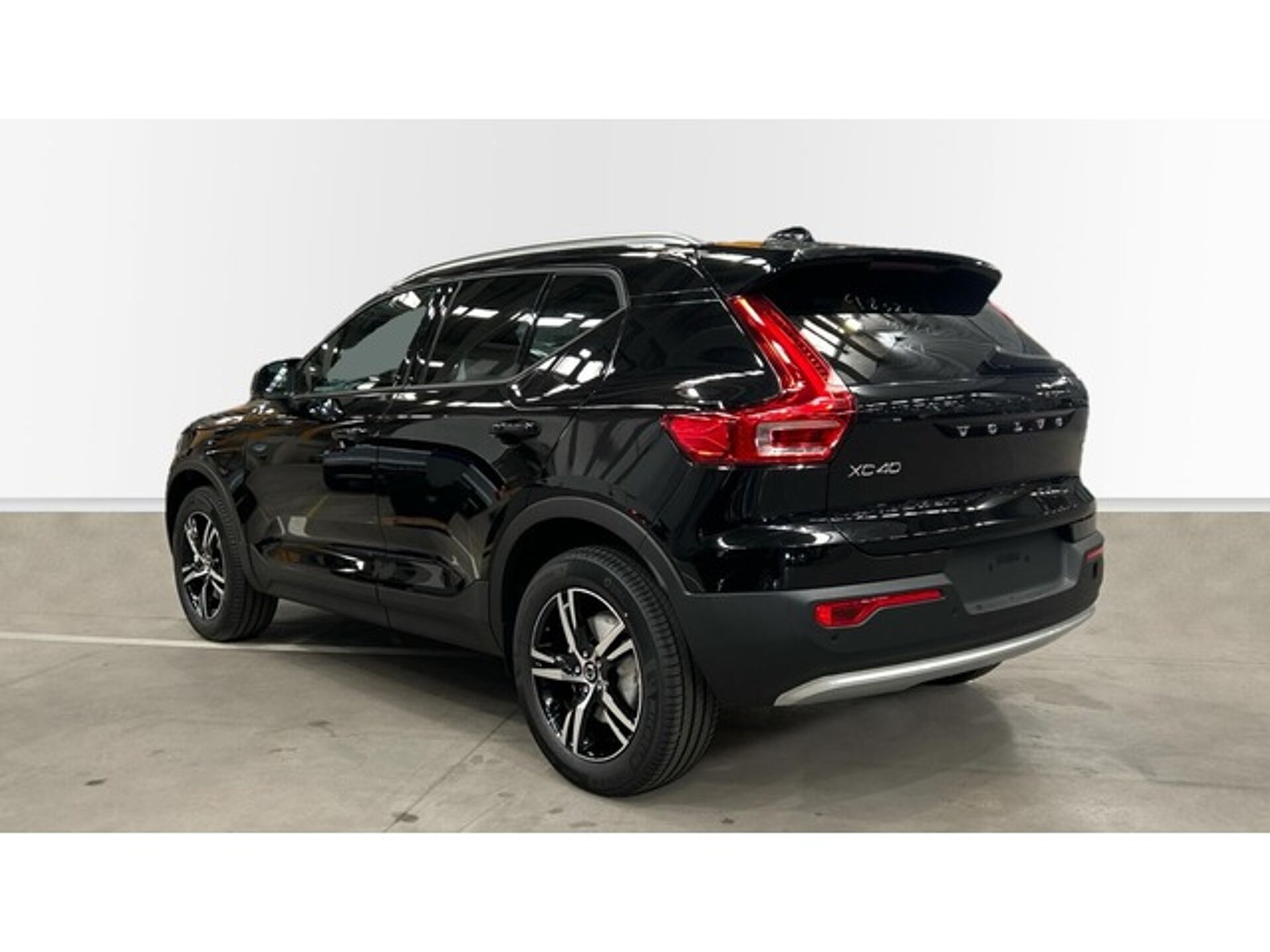 Imagen 2 de VOLVO XC40