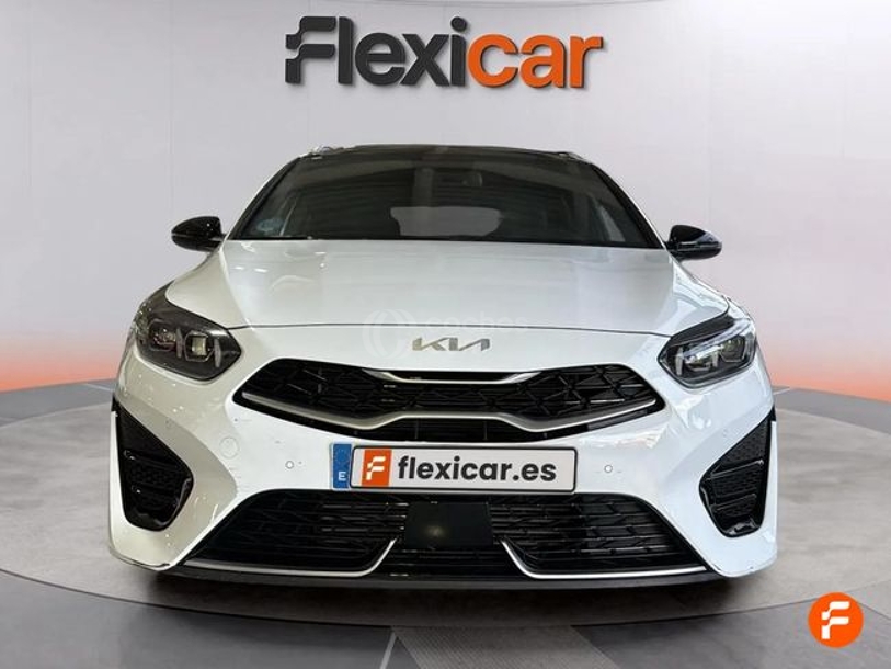 Foto del KIA Ceed Tourer 1.6 MHEV iMT GT Line 136