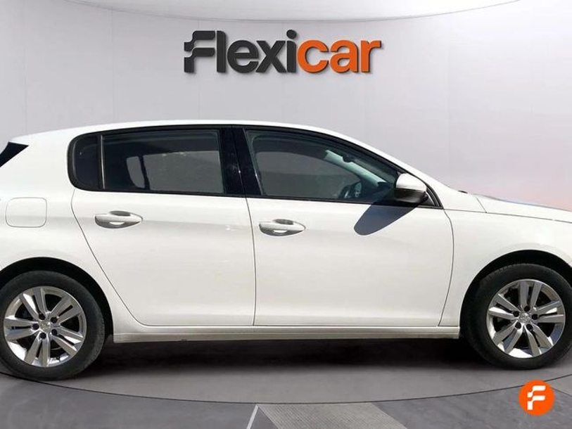 Foto del PEUGEOT 308 1.2 PureTech S&S Access 110