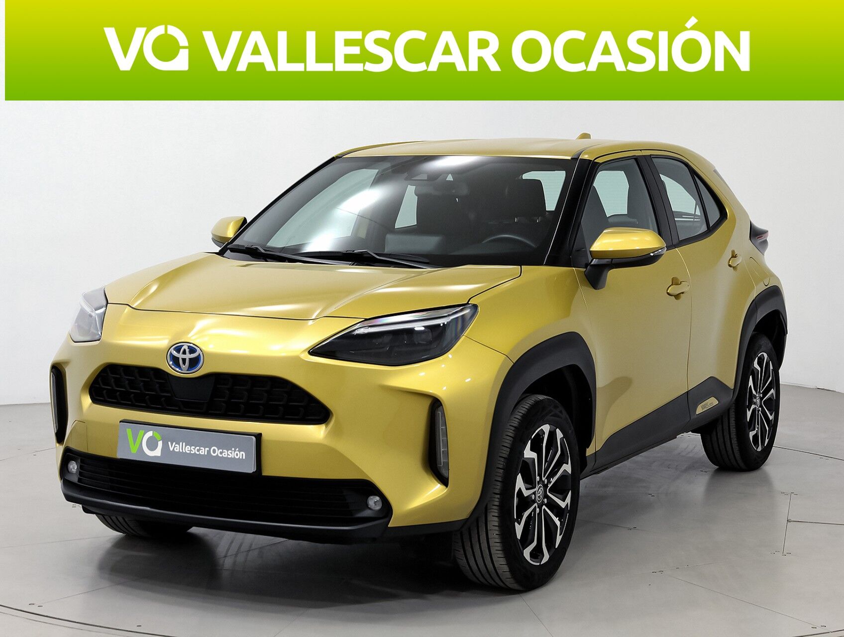 TOYOTA Yaris Cross (ACTIVE PLUS 1.5 VVT-I HYBRID 116 CV 5P) en Barcelona