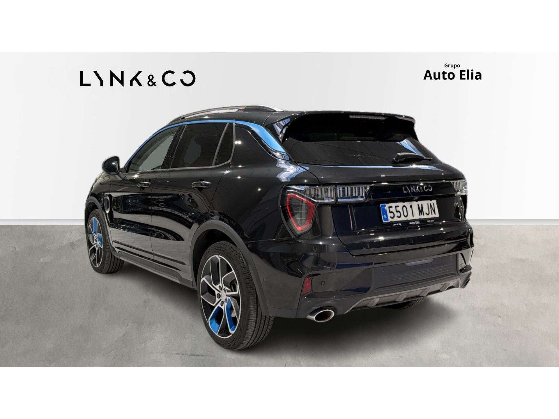 Imagen 2 de LYNK & CO 01