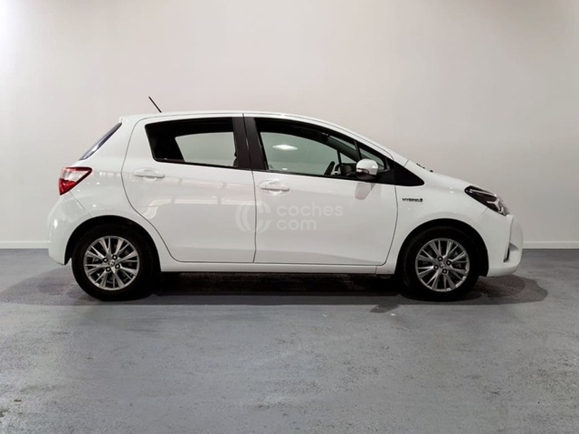 Foto del TOYOTA Yaris 100H 1.5 Active Tech