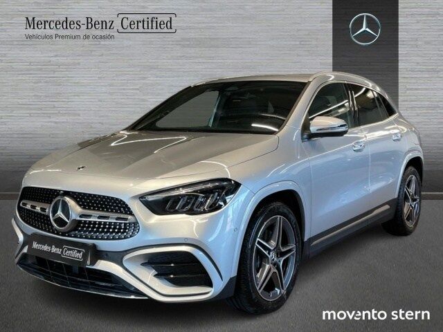 MERCEDES Clase GLA (200 120 kW (163 CV)) en Barcelona
