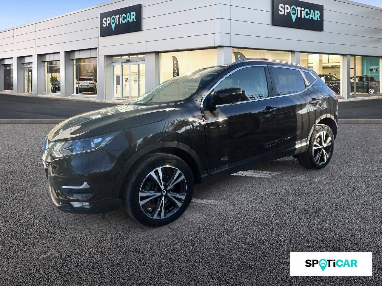 NISSAN Qashqai ( DIG-T 103kW (140CV) mHEV 4x2 Tekna) en Málaga