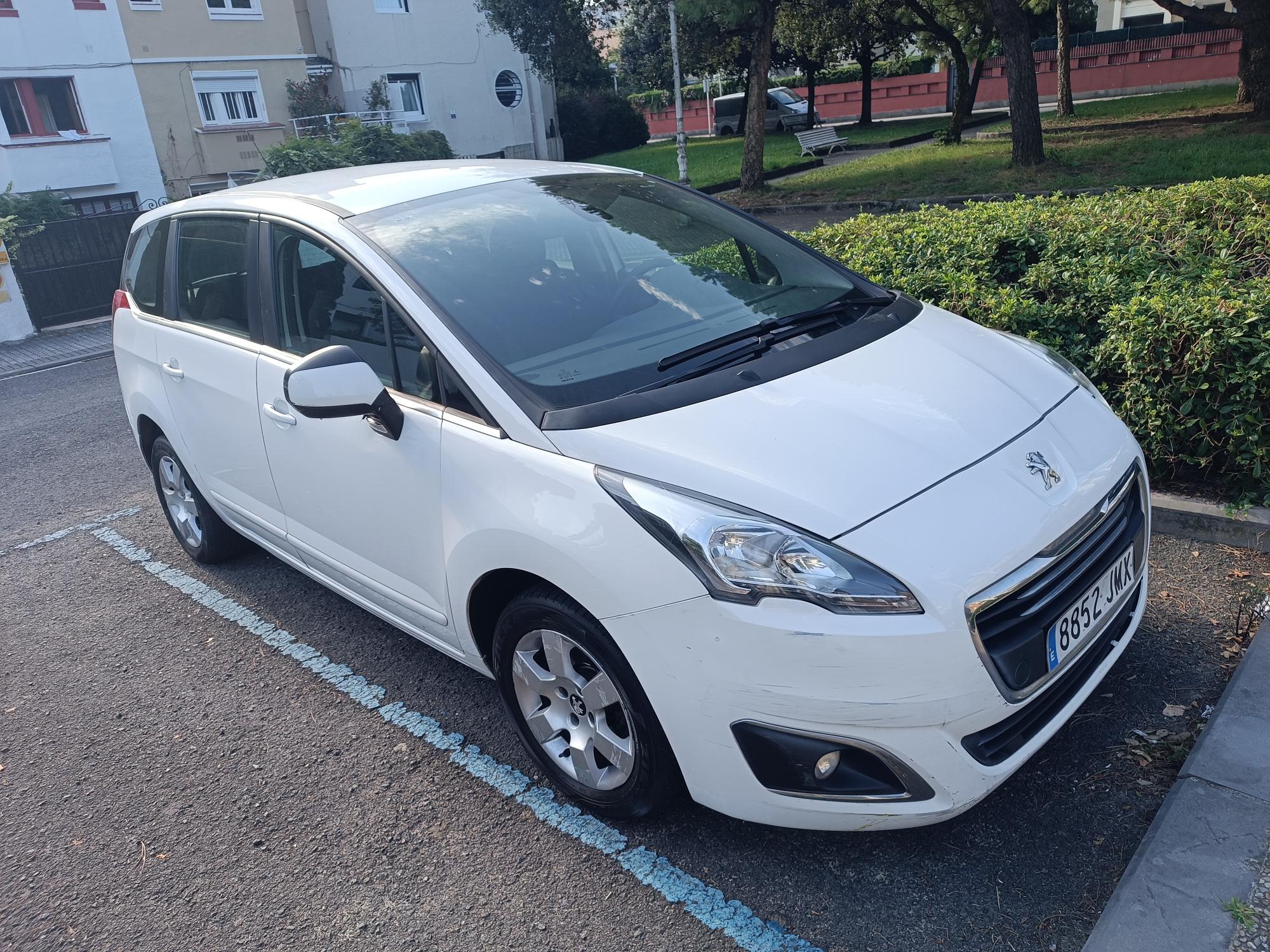 Foto del PEUGEOT 5008 1.6 BlueHDi Active 120