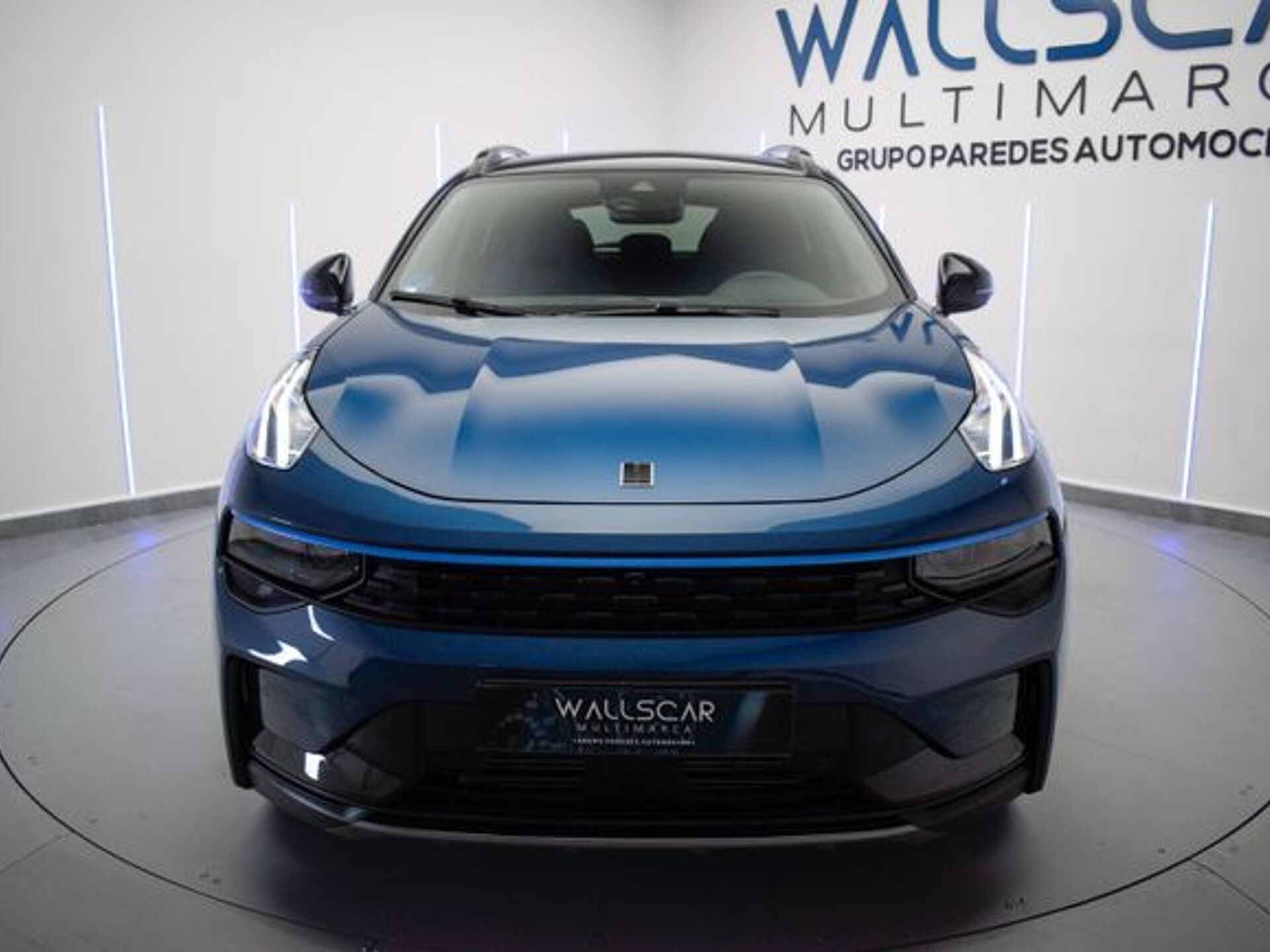 Imagen 2 de LYNK & CO 01