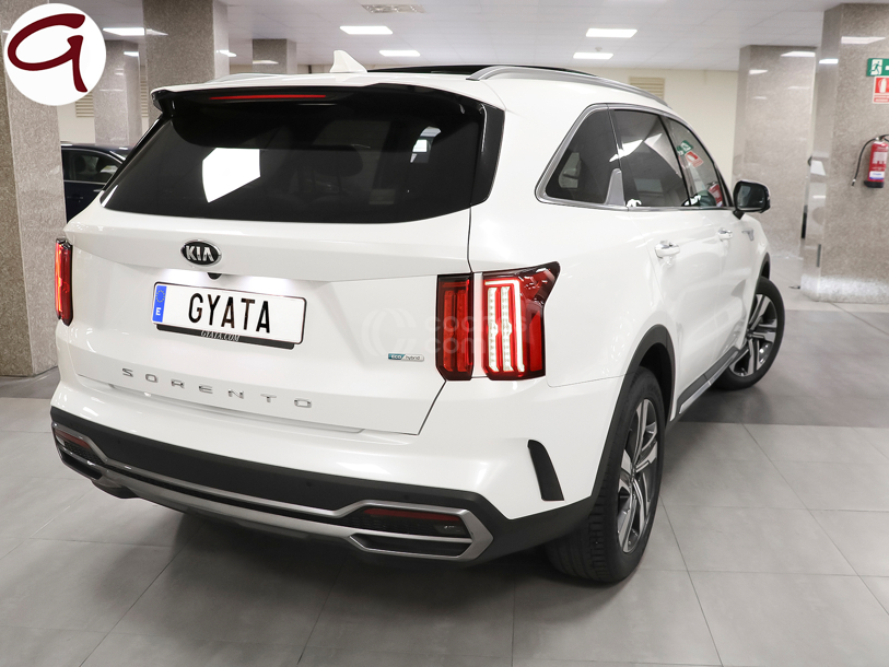 Foto del KIA Sorento 1.6 T-GDi HEV Emotion 4x2