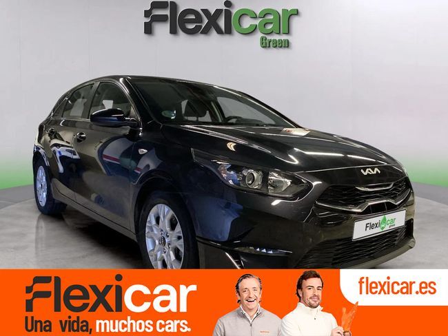 Foto del KIA Ceed 1.6 MHEV iMT Drive 136