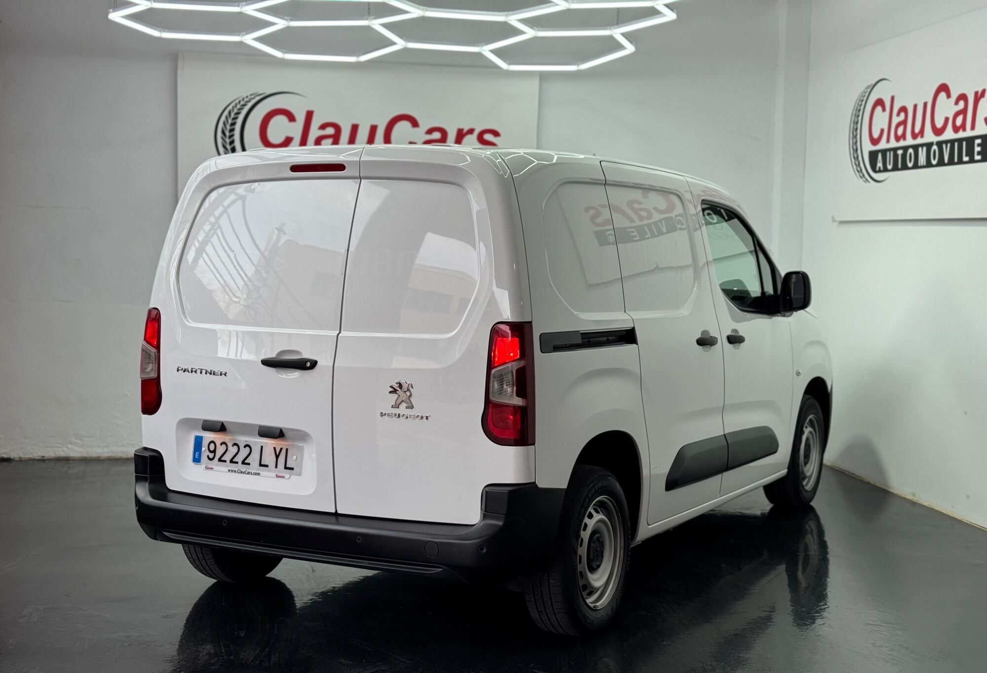 Foto del PEUGEOT Partner 1.5BlueHDI S&S Premium Standard 600kg 100