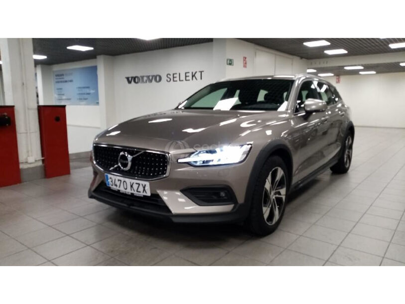 Foto del VOLVO V60 Cross Country D4 AWD Aut.