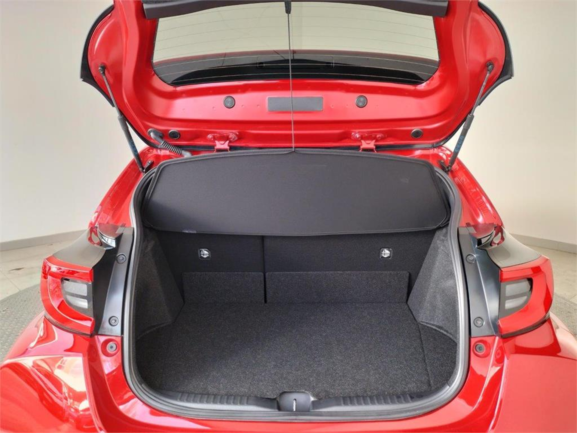 Imagen 2 de TOYOTA Yaris