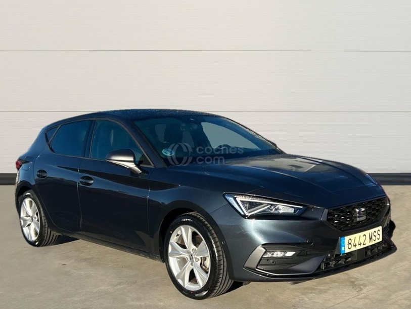 Foto del SEAT León 1.0 TSI S&S FR 25º Aniversario 110