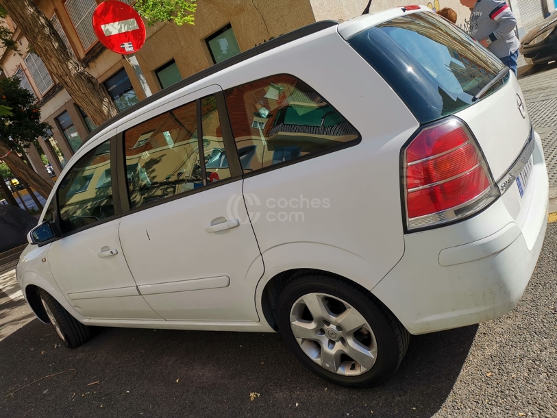 Foto del OPEL Zafira 1.9CDTi 16v Cosmo 150