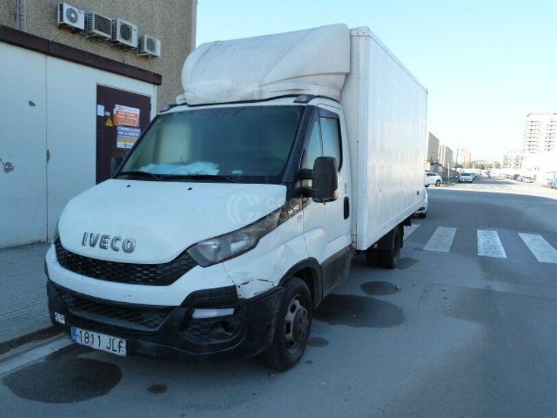 Foto del IVECO Daily Chasis Db. Cabina 35C13A D/P Leaf 4100 126