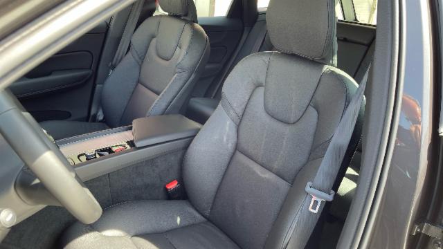 Foto del VOLVO XC60 B4 Plus Dark AWD Aut.