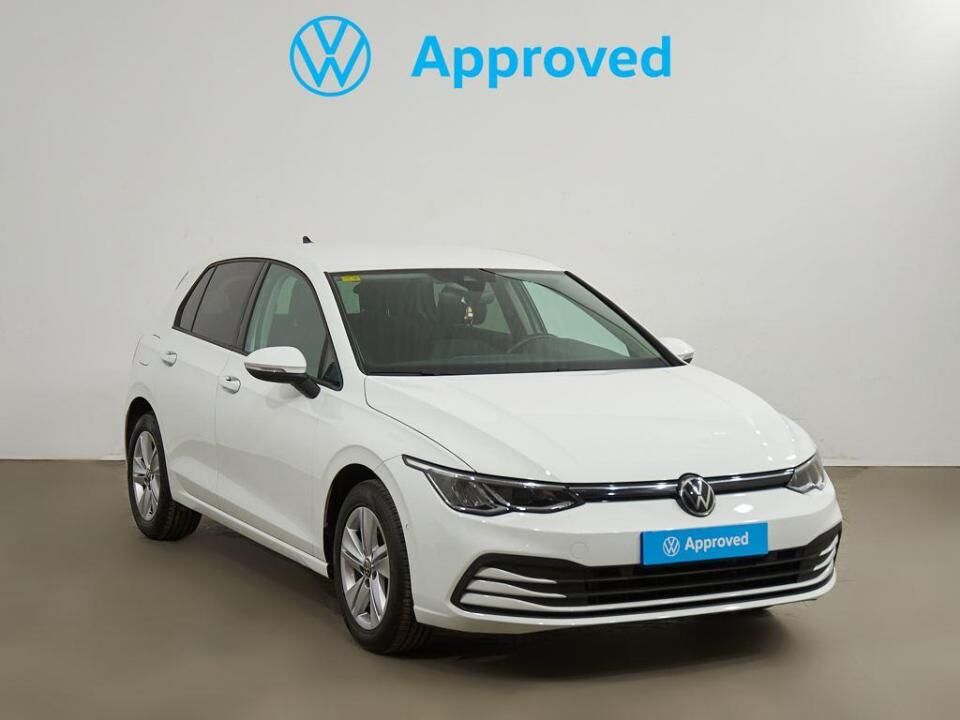 VOLKSWAGEN Golf (Life 1.5 TSI 96 kW (130 CV)) en Cádiz