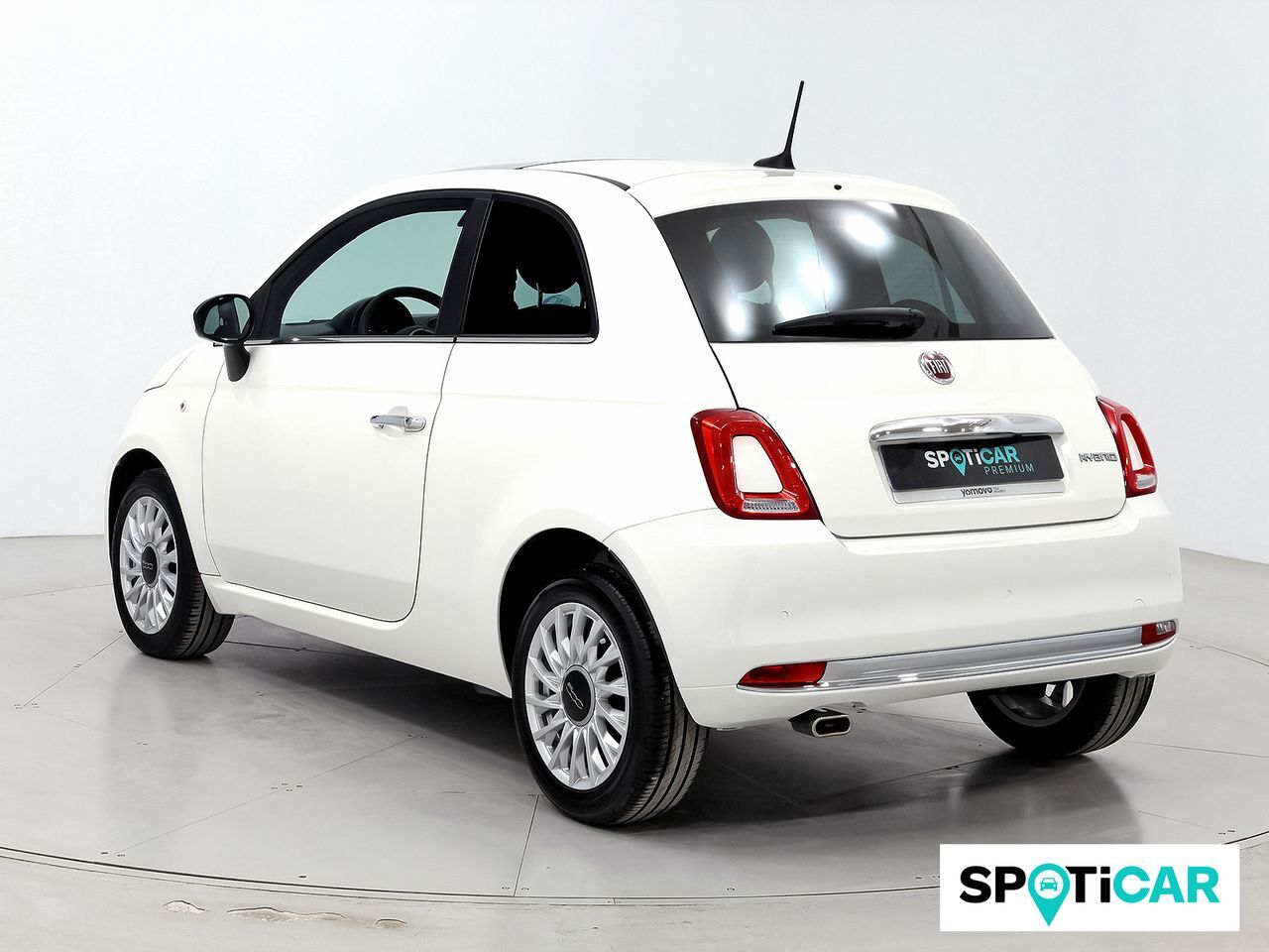 Foto del FIAT 500 1.0 Hybrid Dolcevita 52kW