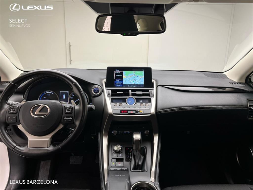 Foto del LEXUS NX 300h Business 2WD