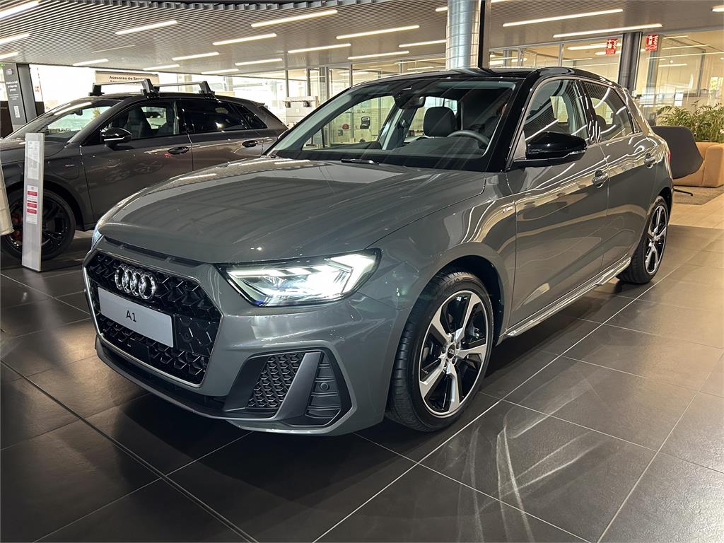 AUDI A1 (Sportback Adrenalin 30 TFSI 85kW S tron) en Barcelona