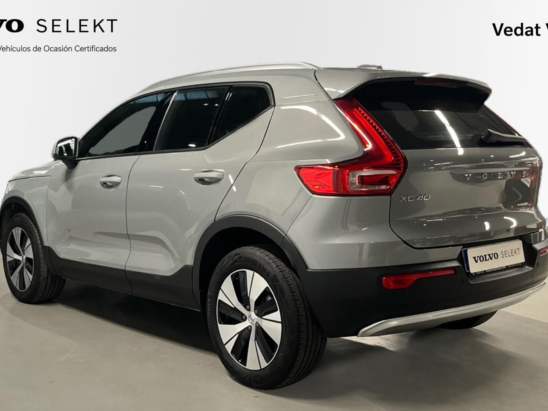 Imagen 2 de VOLVO XC40