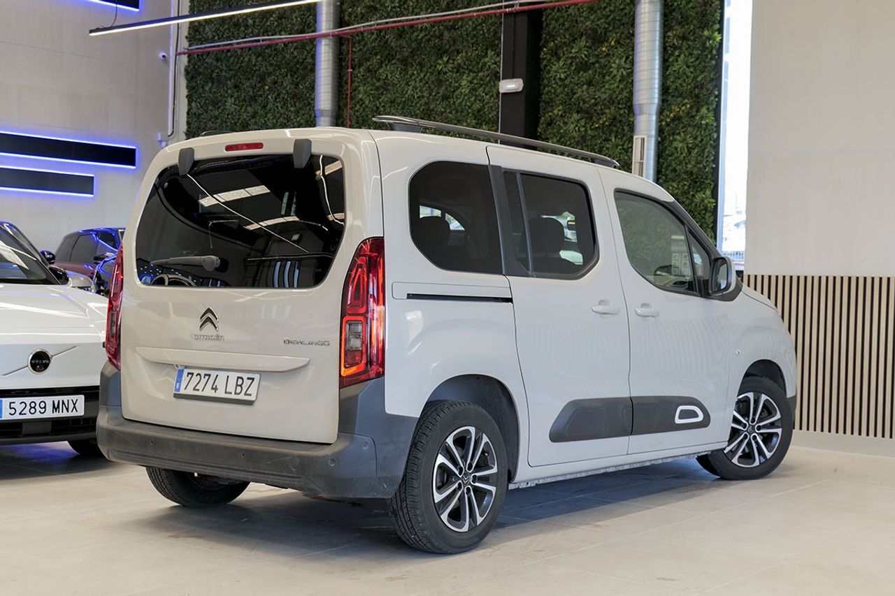 Foto del CITROEN Berlingo BlueHDi S&S Talla M Shine 130