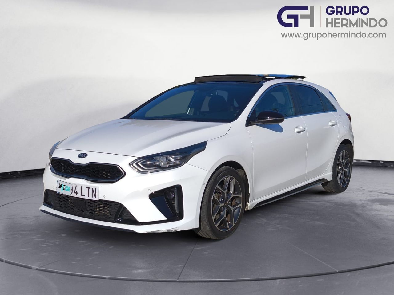 KIA Ceed (1.5 MHEV GT LINE  160 CV AUT+ TECHO PANORAMICO) en Pontevedra