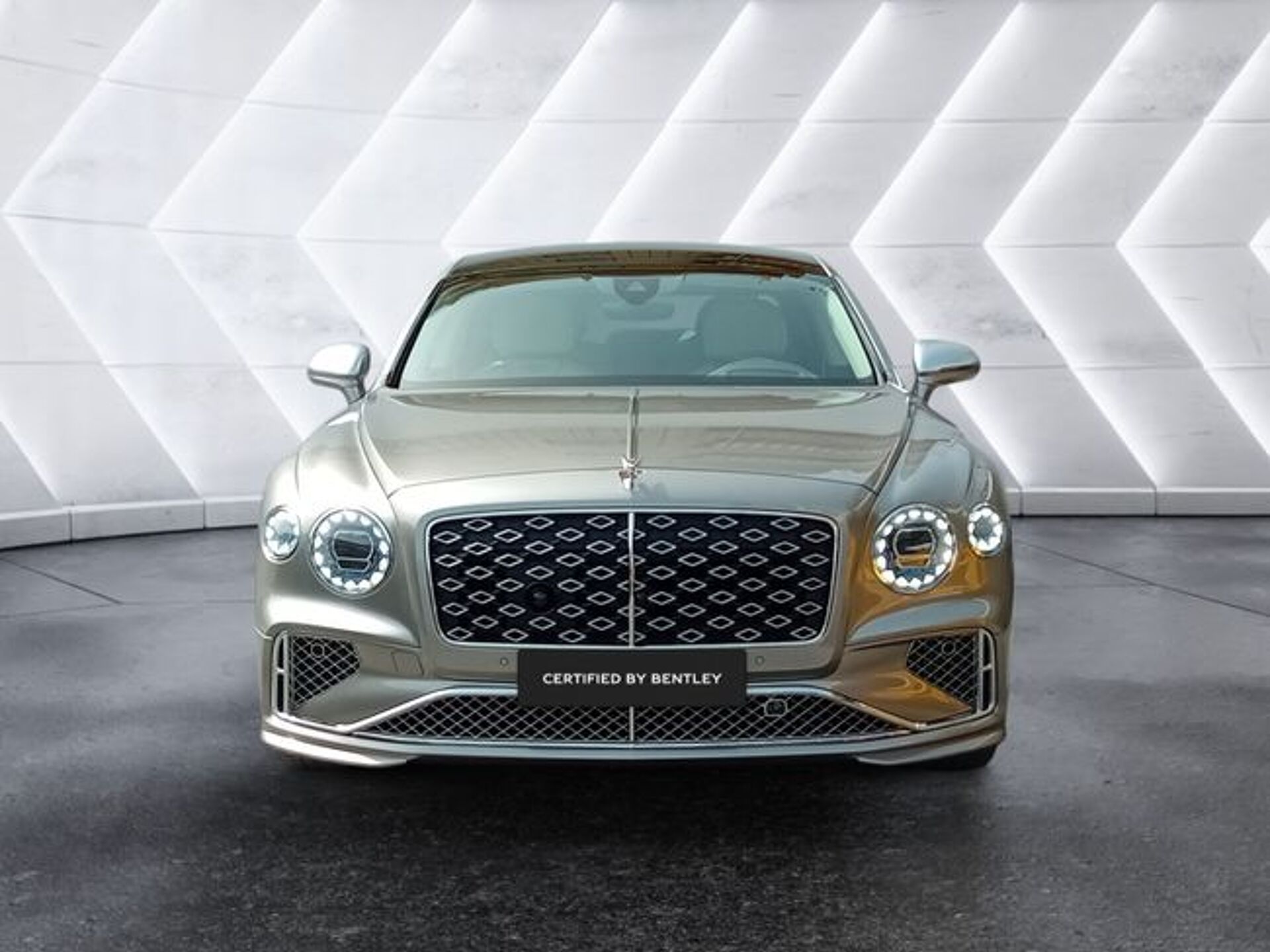 Imagen 2 de BENTLEY Flying Spur