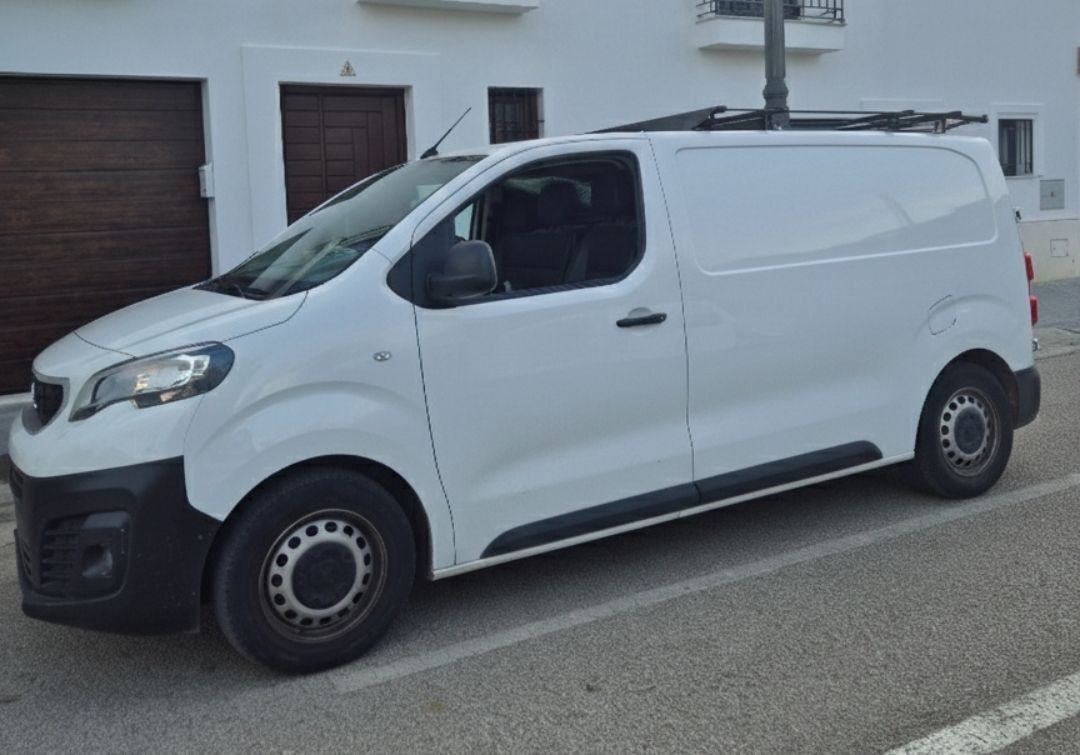 Foto del PEUGEOT Expert Fg. Compact 1.5BlueHDi S&S Premium 120
